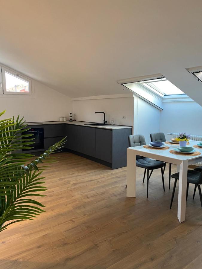 Sky View Apartment コモ エクステリア 写真